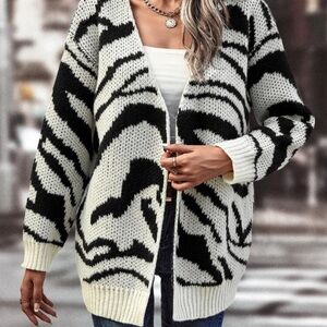 SHEIN Black and White Patterned Cardigan